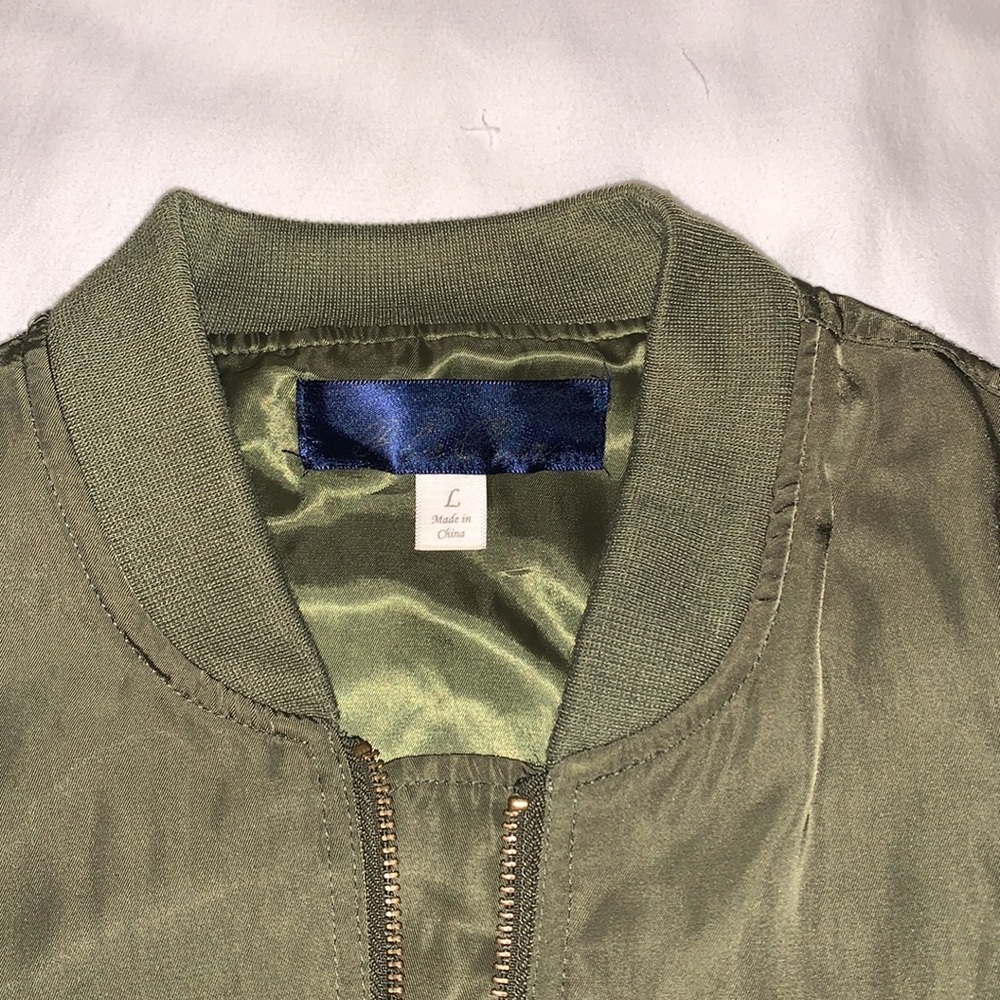 Bomber jacket - Picture 3 of 5